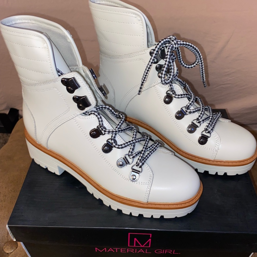 Leather lace up boots